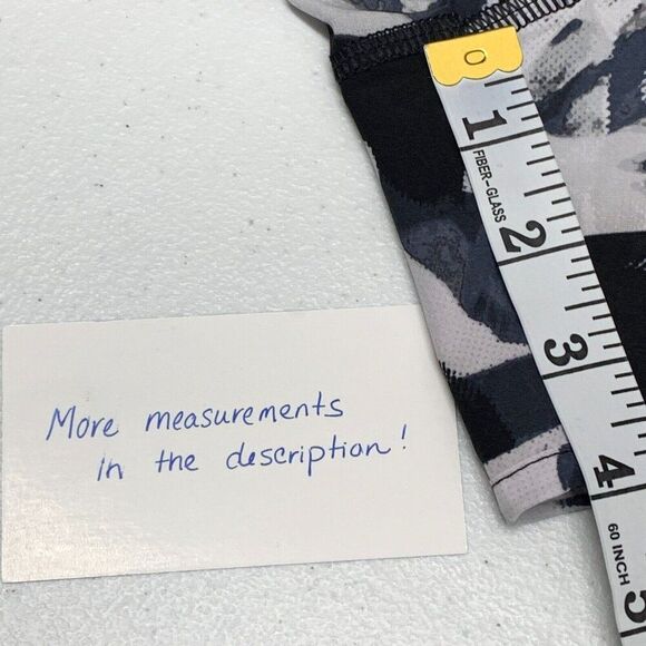 Avia Running Shorts M Black Patterned Inner Biker Shorts New NWT - Picture 2 of 8